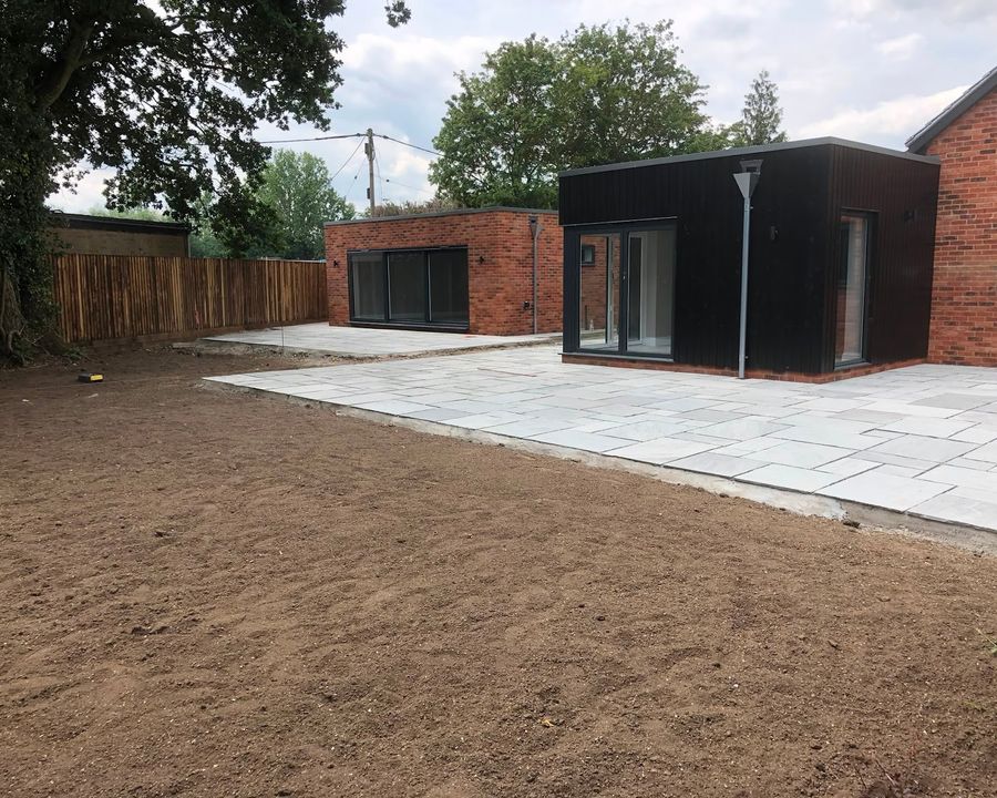 Patios, Slabs & Paving: paving & driveways by PL Taylor